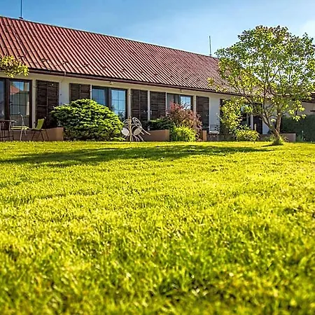 Bed & Breakfast Barvicka 3*